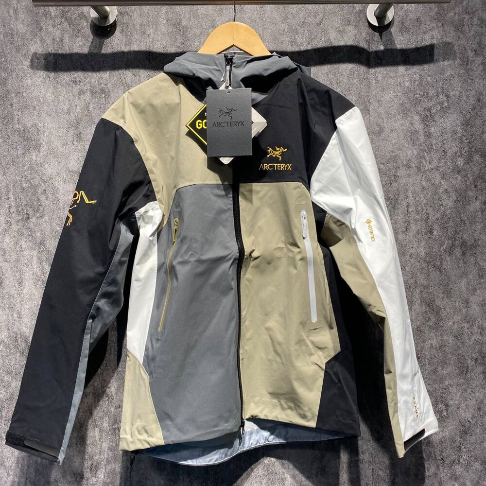 Arc'teryx BEAMS Hardshell Jacket - image 1